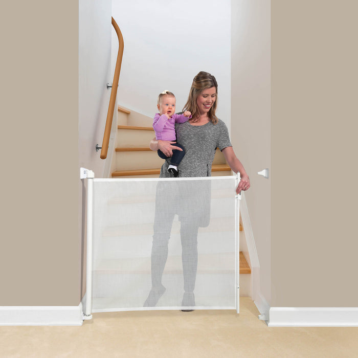 KidCo Retractable Safeway Gate White/Black